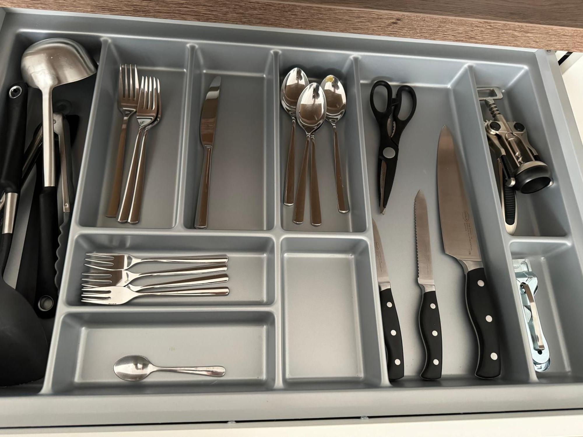 Neue Stilvolle 2-Zimmer Wohnung Im Zentrum Von Wolfsburg Bagian luar foto
